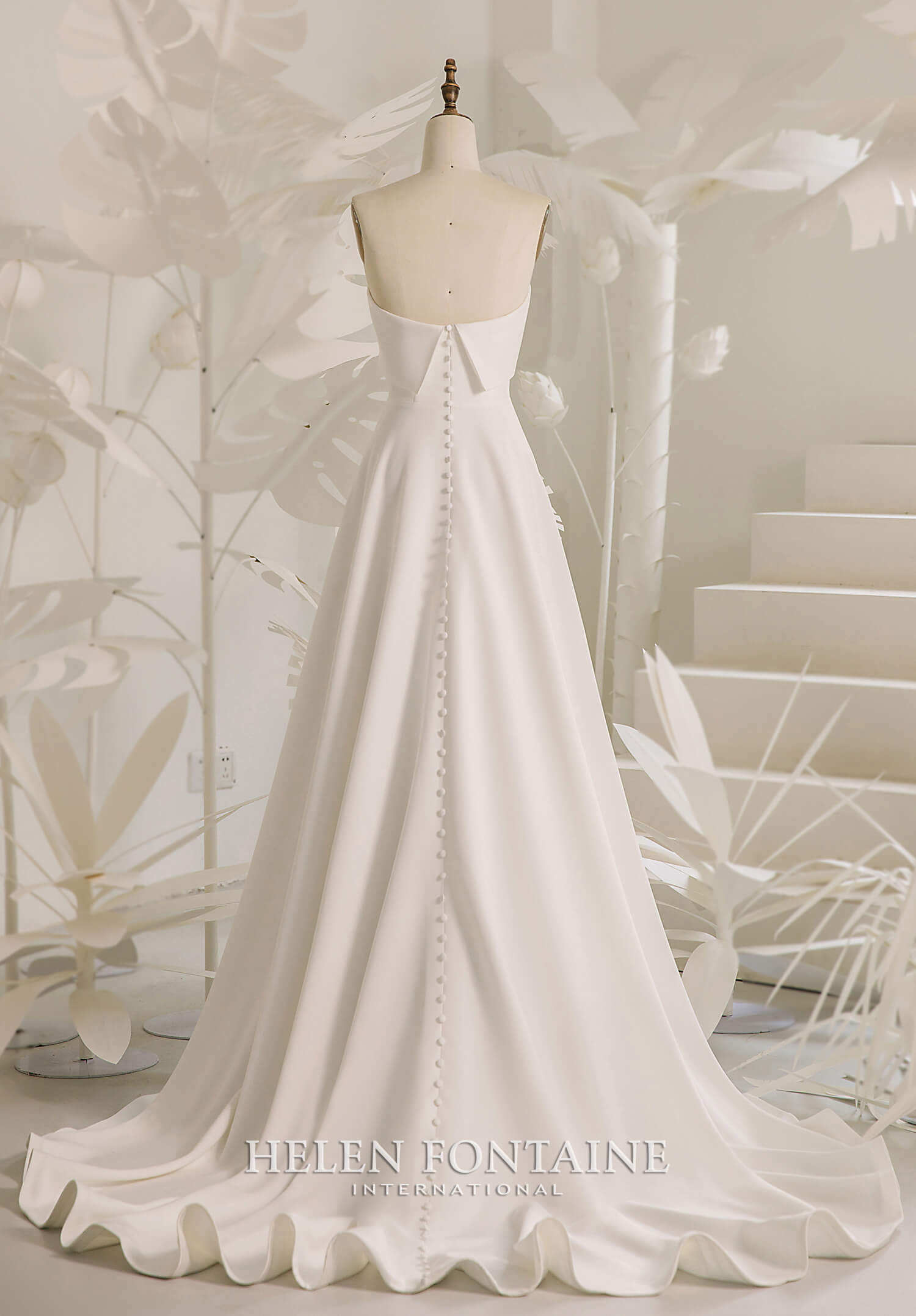 ey4272 helen fontaine A-Line wedding gown with slit and pockets eternally yours